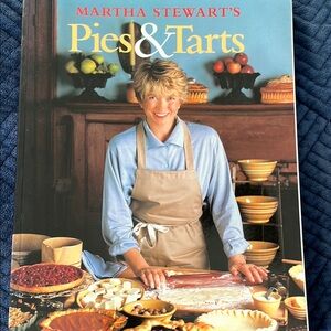 Martha Stewart’s Pies & Tarts cookbook